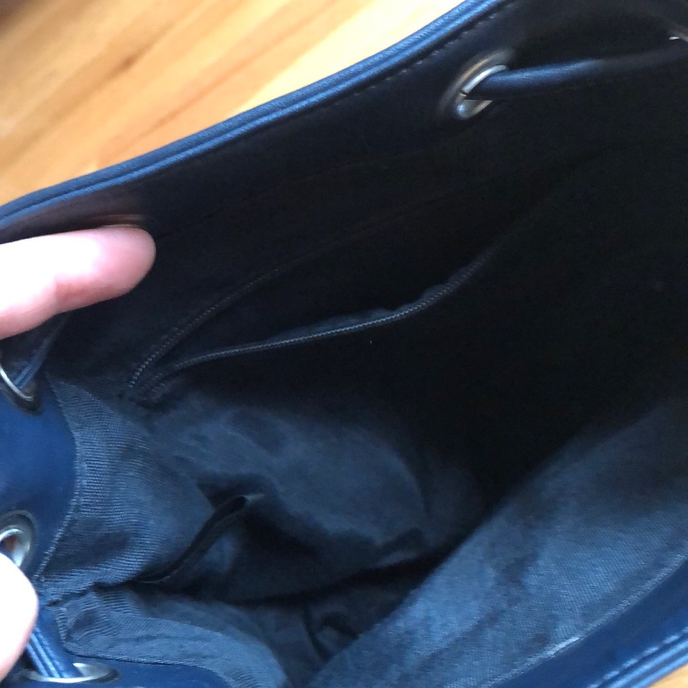 Dark blue GUESS bag - Picture 3 of 3